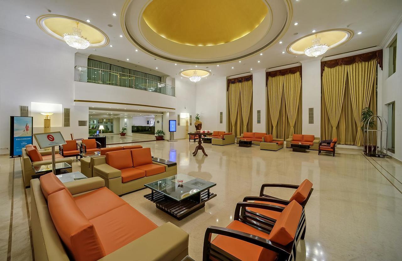 Royal Sarovar Portico Sziliguri Kültér fotó