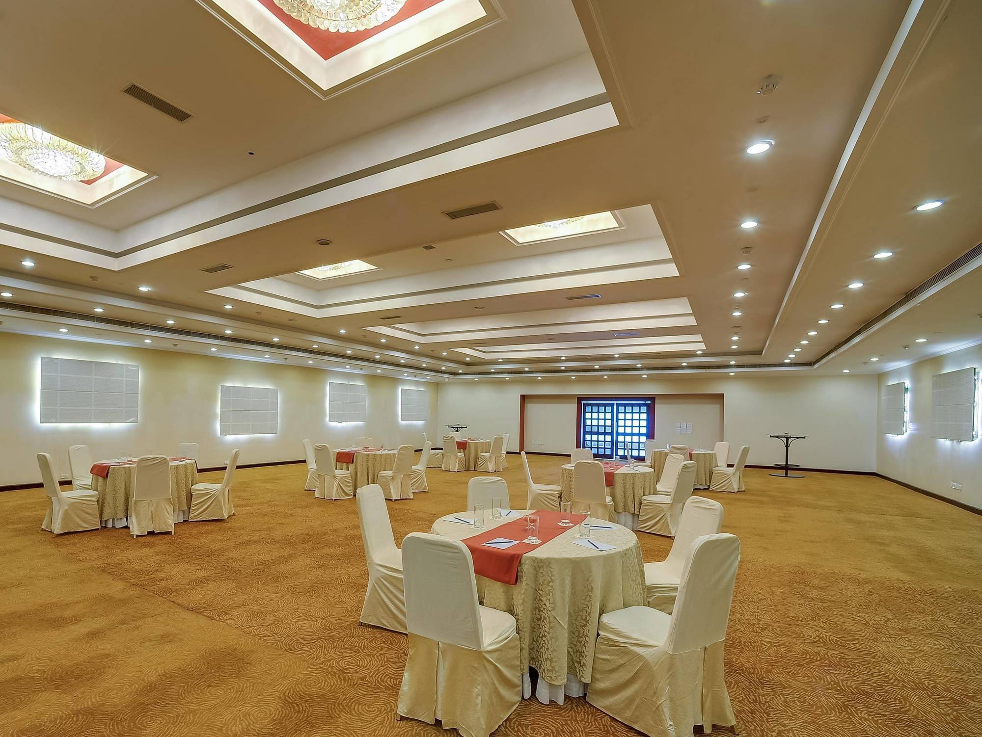 Royal Sarovar Portico Sziliguri Kültér fotó